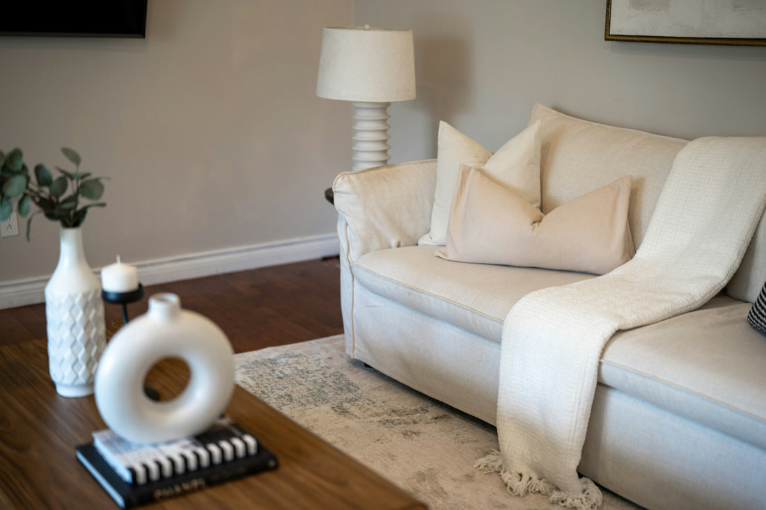 Neutral Throw Pillow Covers: How to Create a Calm and Versatile Living Room