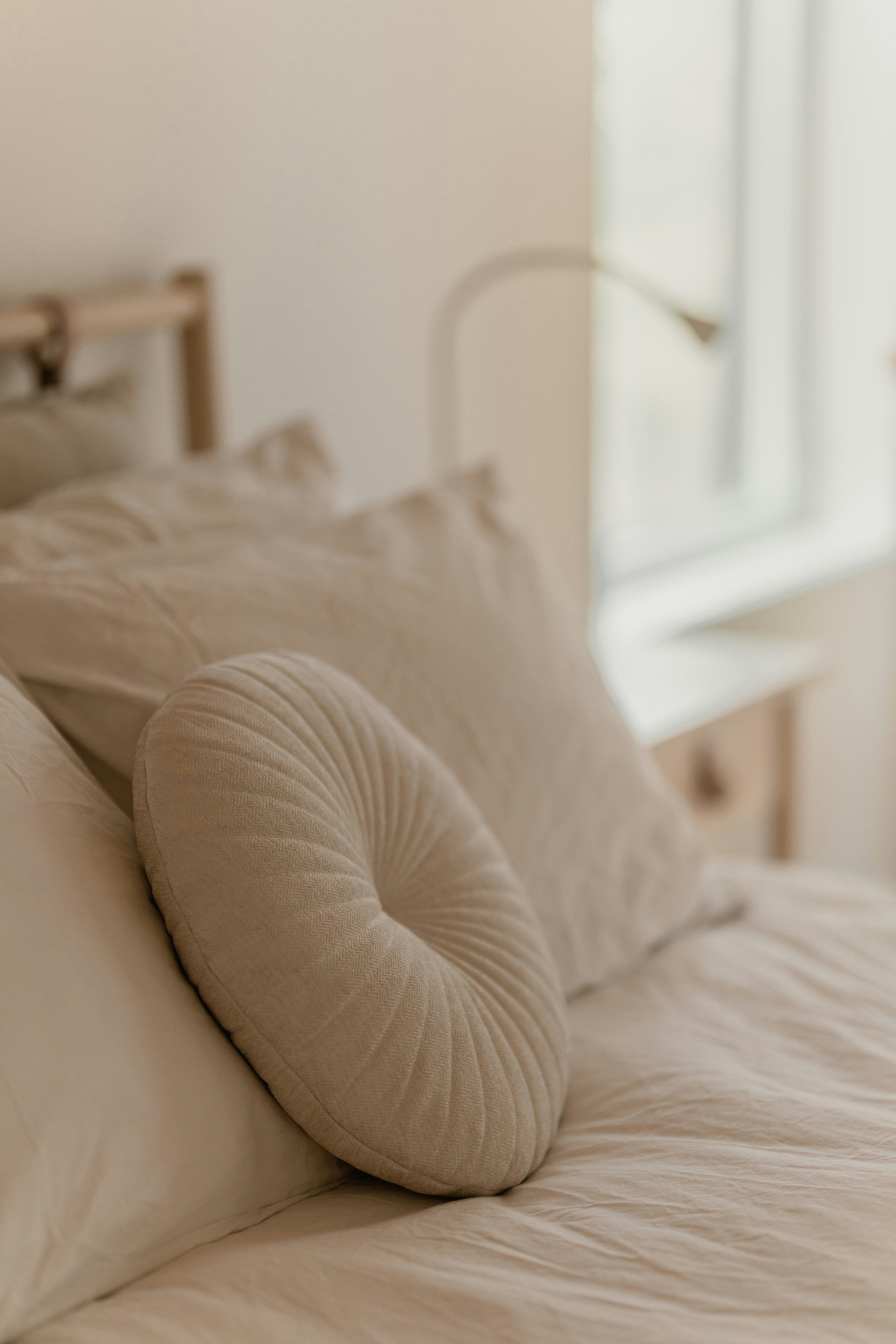 Beige Pillow Covers: Easy Ways to Style a Warm Neutral Bedroom
