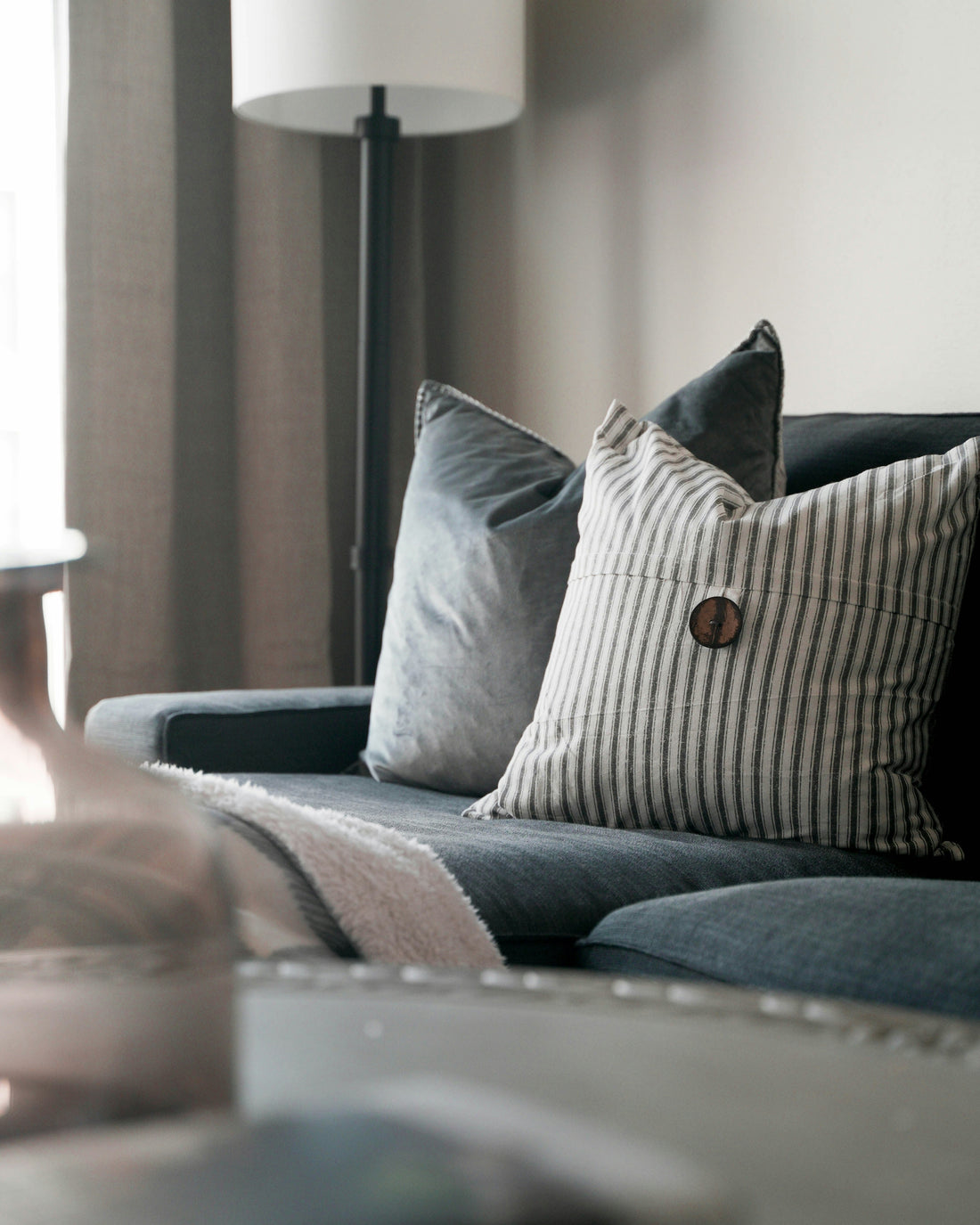 20x20 Throw Pillow Covers: Styling Ideas for Beds, Sofas, and Chairs