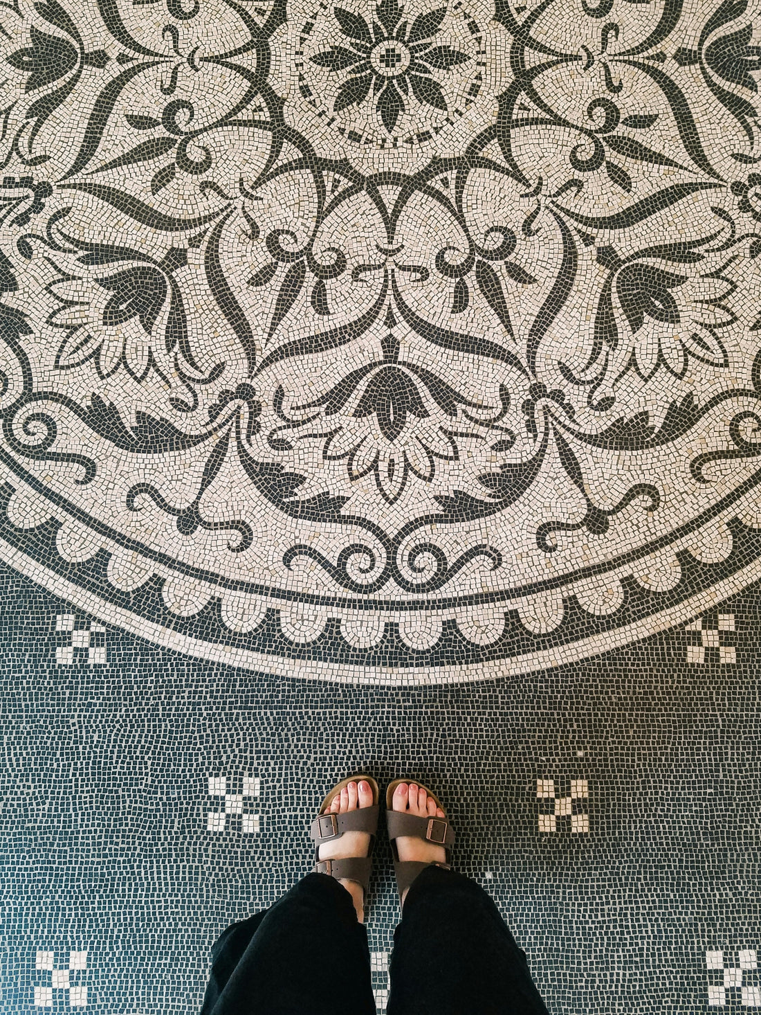 Why Vintage Floral Rugs Never Go Out of Fashion