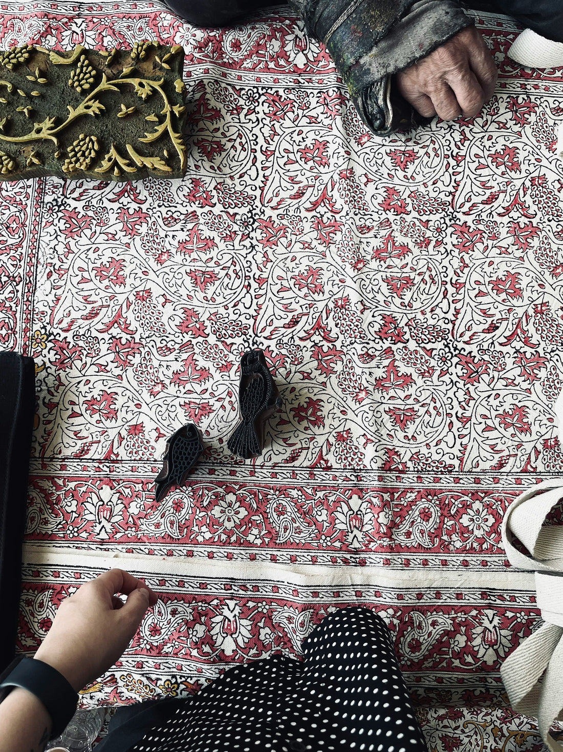 Why Floral Runner Rugs Are Perfect for Hallways