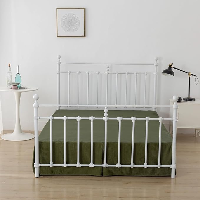 Queen Bed Skirt, Pleated Waffle Weave Bed Skirt with Split Corners, Tailored Dust Ruffle 12 Inch Drop Easy Fit, Machine Washable (Green, Queen - 12" Drop)