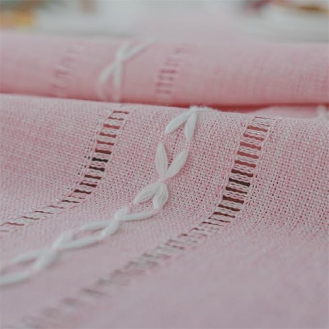 Simple Bedside Table Tassel Cover Cloth, Tablecloth Cover Towel, Suitable for Bedside Table TV Microwave Washing Machine Refrigerator Dust Cover (Pink, 15.7 * 35.4 inches)