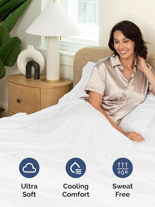 Extra Deep Split King Fitted Sheet - Hotel Luxury Single Fitted Sheet Only - Easily Fits 18 inch to 24 inch Mattress - Ultra Soft, Wrinkle & Fade Free w/Extra Deep Pocket - Breathable & Comfy - White