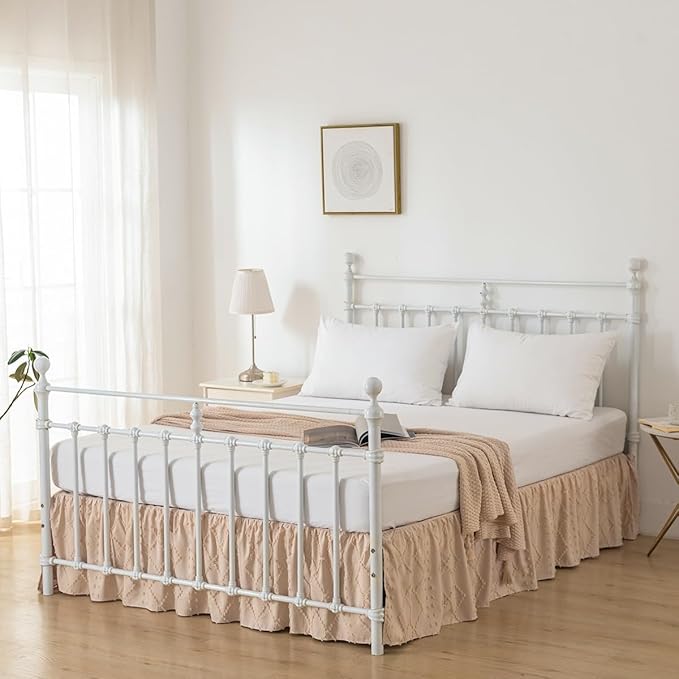 Bed Skirt Queen Size，Ruffled Cream Bed Skirt with Split Corners，Queen Bed Skirt 14 Inch Drop, Boho Tufted Shabby Chic Queen Size Bed Skirt, Bed Skirts Queen Size