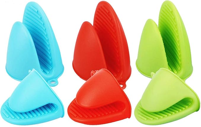 3 Pairs Mini Oven Mitts Gloves Silicone Heat Resistant Cooking Pinch Mitts Potholder for Kitchen Cooking & Baking (Red, Blue and Green)