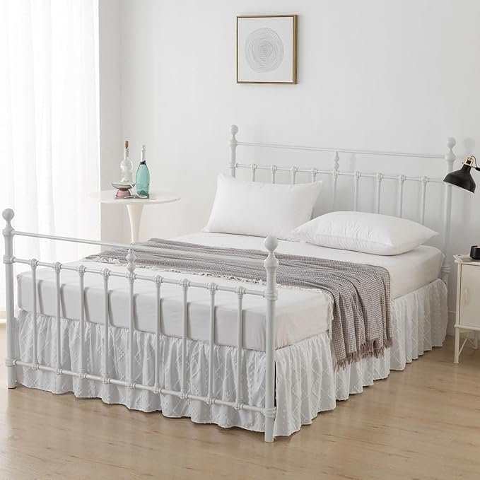 Bed Skirt Full Size，Ruffled White Bed Skirt with Split Corners，Full Bed Skirt 16 Inch Drop, Boho Tufted Shabby Chic Full Size Bed Skirt, Bed Skirt Full Size