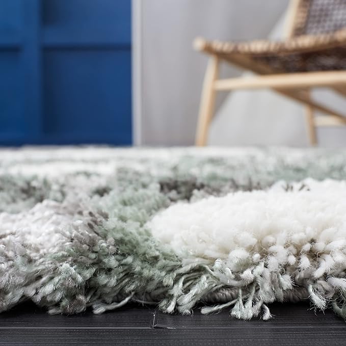SAFAVIEH Horizon Shag Collection Accent Rug - 4' x 6', Grey & Green, Non-Shedding & Easy Care, 2.6-inch Thick Ideal for High Traffic Areas in Entryway, Living Room, Bedroom (HZN890Y)