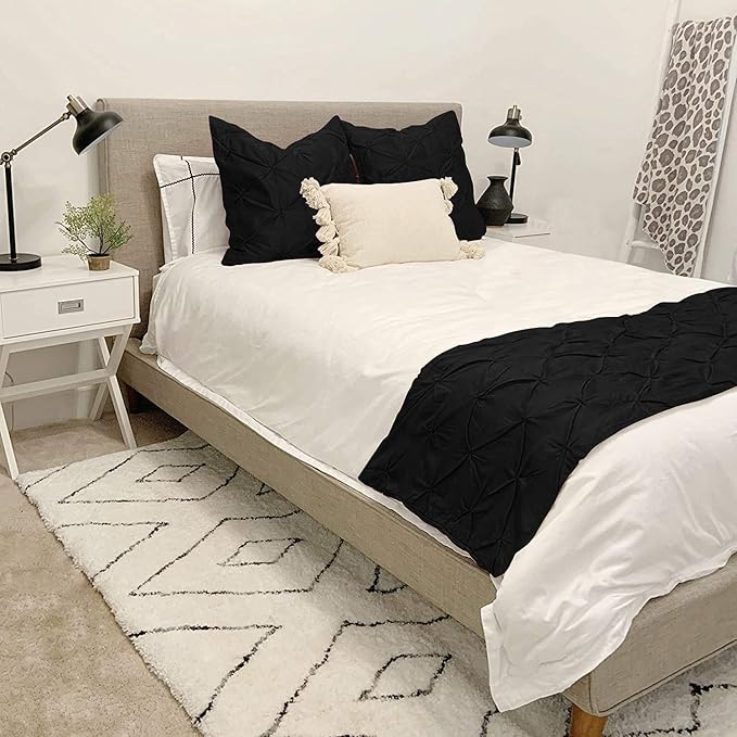 Bed Runner Set - 100% Pure Cotton 800 Thread Count - Luxury 1 Pinch Pleated Bed Runner and 2 Pillow Cover - 3 Piece Pinch Pleated Bed Runner Set King, Black