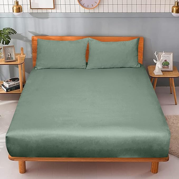 ROYALE LINENS 300 Thread Count 100% Long Staple Combed Cotton Fitted Sheet Queen - Super Soft Deep Pocket Bottom Sheet - Fitted Sheets Only - Elastic Sheets (Queen, Sage Green)