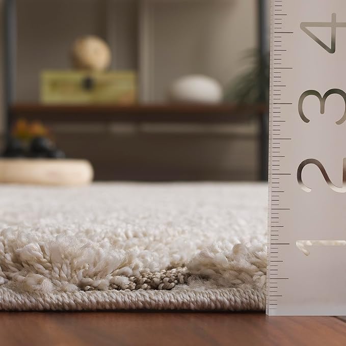 SAFAVIEH Florida Shag Collection Area Rug - 3' Round, Cream & Beige, Non-Shedding & Easy Care, 1.2-inch Thick, Ideal for The Living Room, Dining, Bedroom (SG471)