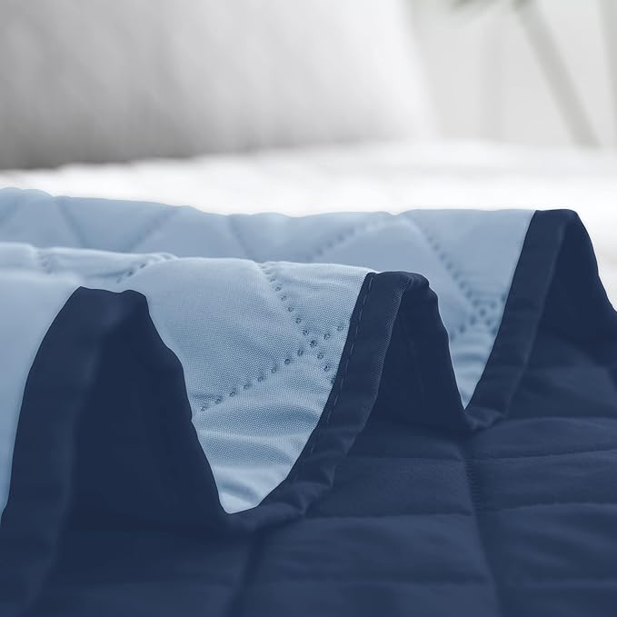 Easy-Going Queen Plus Size Reversible Quilt Set with 1 Quilt and 2 Pillow Shams, Soft Bed Quilt Cover, Water Resistant Lightweight Microfiber Bedspread, Stain Resistant, Dark Blue/Light Blue