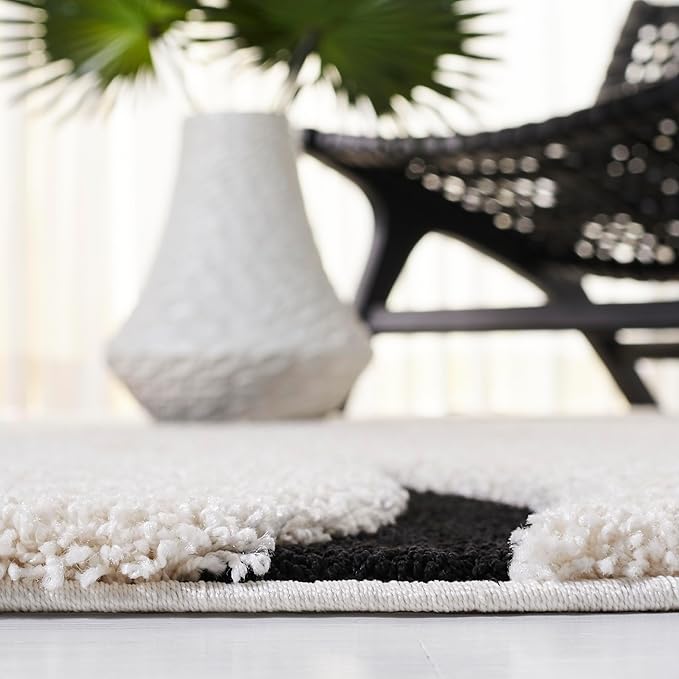SAFAVIEH Florida Shag Collection Accent Rug - 3' Square, Ivory & Black, Non-Shedding & Easy Care, 1.2-inch Thick, Ideal for Living Room, Foyer, Bedroom (SG471-1290-3SQ)