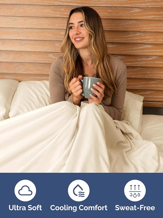 Extra Deep Cal King Fitted Sheet - Hotel Luxury Single Fitted Sheet Only - Easily Fits 18 inch to 24 inch Mattress - Ultra Soft, Wrinkle Free with Extra Deep Pockets - Breathable & Comfy - Off White