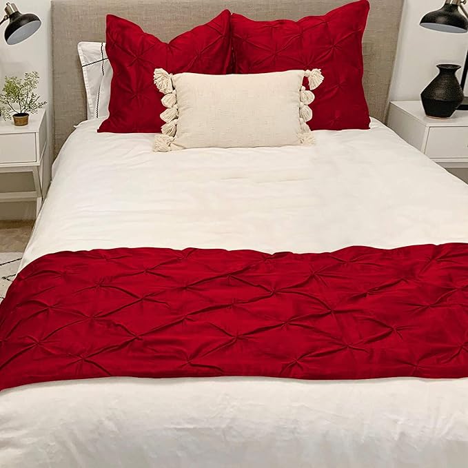 Bed Runner Set - 100% Pure Cotton 800 Thread Count - Luxury 1 Pinch Pleated Bed Runner and 2 Pillow Cover - 3 Piece Pinch Pleated Bed Runner Set Queen, Red