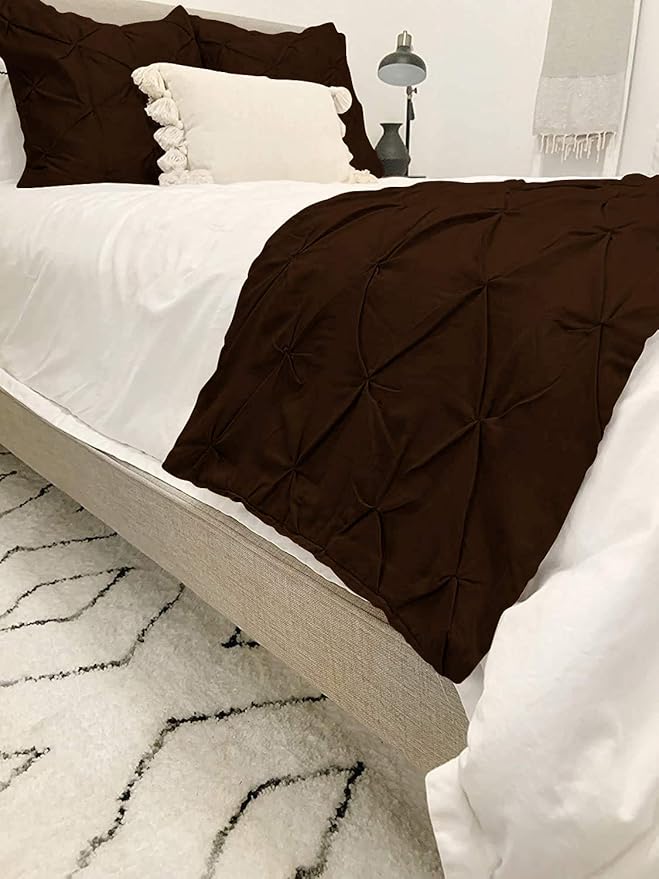 Bed Runner Set - 100% Pure Cotton 800 Thread Count - Luxury 1 Pinch Pleated Bed Runner and 2 Pillow Cover - 3 Piece Pinch Pleated Bed Runner Set California King, Chocolate