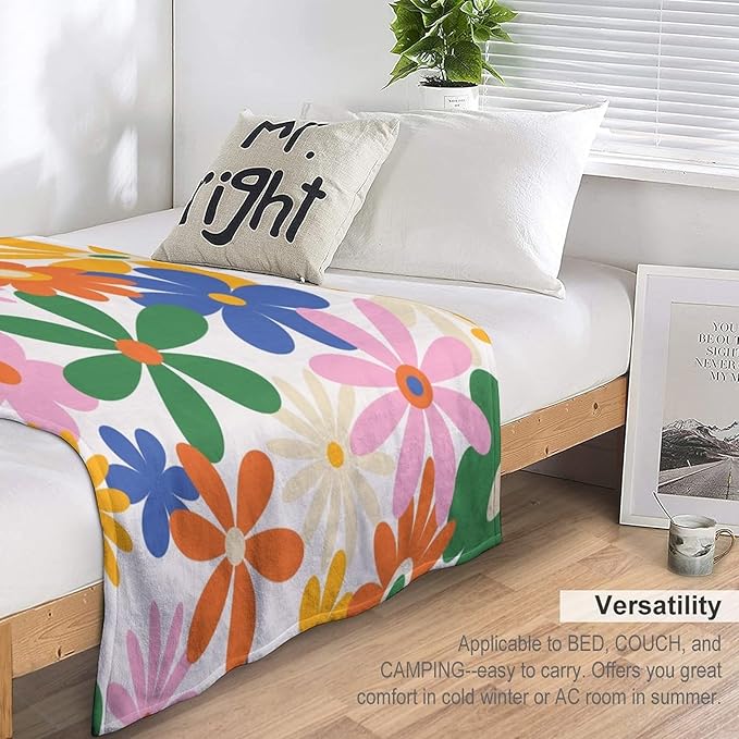 70s Retro Flower Throw Blanket, 60s Vintage Groovy Daisy Flowers Boho Hippie Bright Colorful Floral Print Blanket for Couch Chair Sofa Bed Dorm Bedroom Home 50"x60"