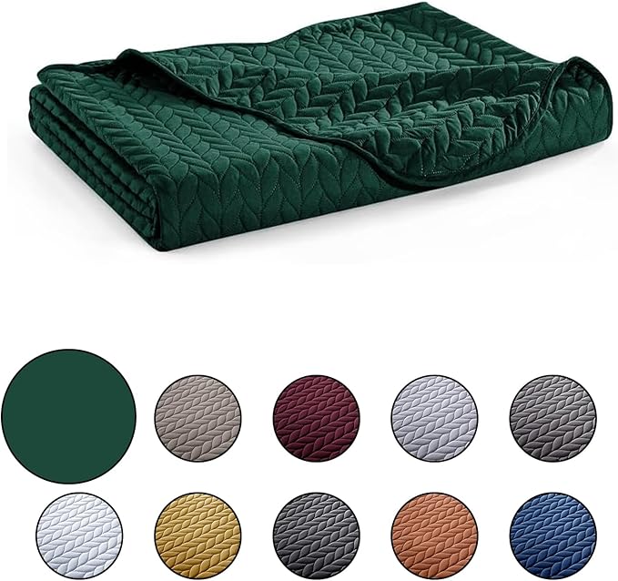 IR Imperial Rooms 8 Pack California King Quilt Bedding Set (118"x106") - Bulk Wholesale for Hotels, Guest Bedroom & Airbnbs - Lightweight Microfiber Reversible Embossed Quilts Bedspread (Emerald)