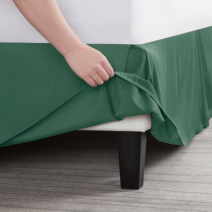 Nestl Hunter Green Twin XL Bed Skirt - Twin XL Size Bed Skirt 14 Inch Drop - Brushed Microfiber Bed Skirts - Hotel Quality Pleated Bed Skirt - Shrinkage & Fade Resistant