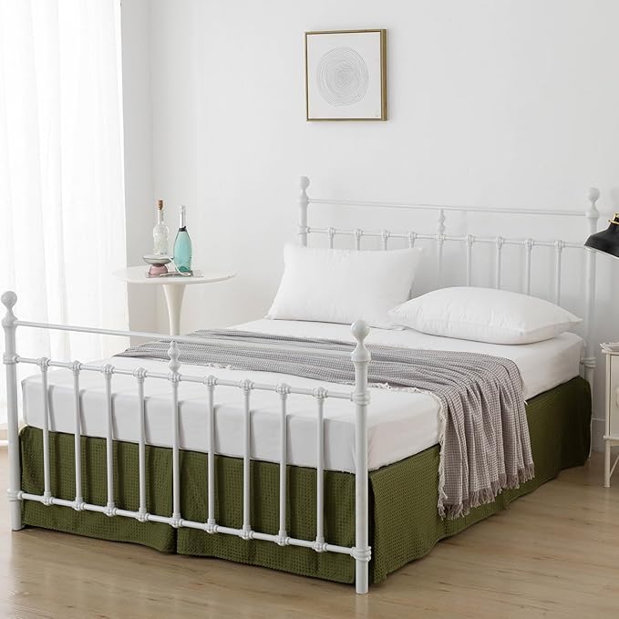 Bed Skirt King Size, Pleated Waffle Weave Bed Skirt with Split Corners, Tailored Dust Ruffle 12 Inch Drop Easy Fit, Machine Washable, Green, 12" King