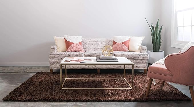 Unique Loom Solid Shag Collection Area Rug (5' 3" x 8' Rectangle, Chocolate Brown)