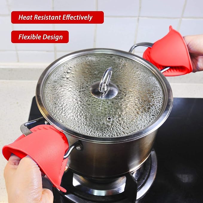 2 Pairs Mini Oven Gloves Silicone Heat Resistant Cooking Pinch Mitts Potholder for Kitchen Cooking & Baking (Red and Blue)