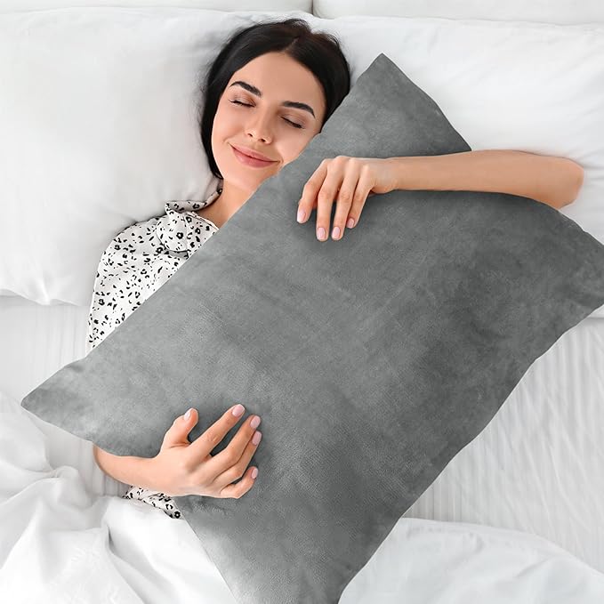 BEDELITE Flannel King Size Pillow Cases Set of 2, Super Soft Fleece Pillowcases with Zipper for Bedroom, Sofa, Couch,Luxury Cozy Fuzzy Velvet Pillow Shams for All Seasons(20x36 Inches,Gray)