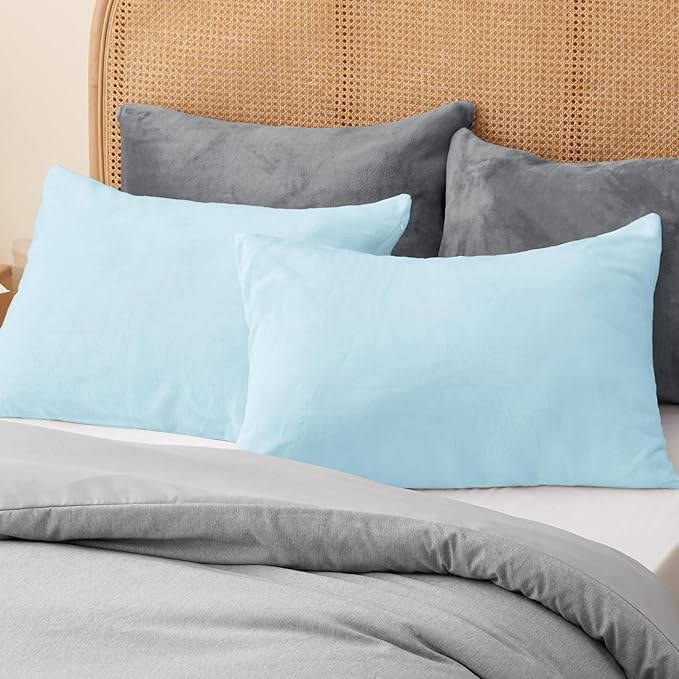 BEDELITE Flannel King Size Pillow Cases Set of 2, Super Soft Fleece Pillowcases with Zipper for Bedroom, Sofa, Couch,Luxury Cozy Fuzzy Velvet Pillow Shams for All Seasons(20x36 Inches,Blue)
