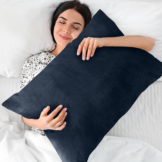 BEDELITE Flannel King Size Pillow Cases Set of 2, Super Soft Fleece Pillowcases with Zipper for Bedroom, Sofa, Couch,Luxury Cozy Fuzzy Velvet Pillow Shams for All Seasons(20x36 Inches,Navy)