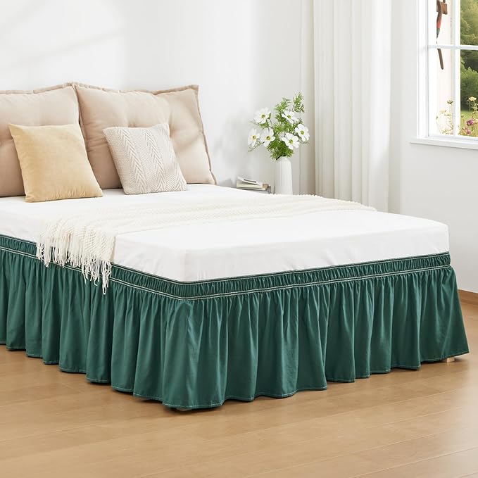 RIMELA Emerald Green Bed Skirt Queen Size 15 Inch Drop, Wrap Around Elastic Bedskirt, Dust Ruffle for Adjustable Bed Base Machine Washable Easy to Install Bed Skirts,Christmas Bedroom Decor