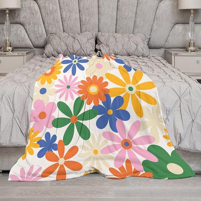 70s Retro Flower Throw Blanket, 60s Vintage Groovy Daisy Flowers Boho Hippie Bright Colorful Floral Print Blanket for Couch Chair Sofa Bed Dorm Bedroom Home 40"x50"