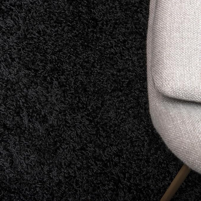 Unique Loom Solid Shag Collection Area Rug (3' 3" Round, Jet Black)