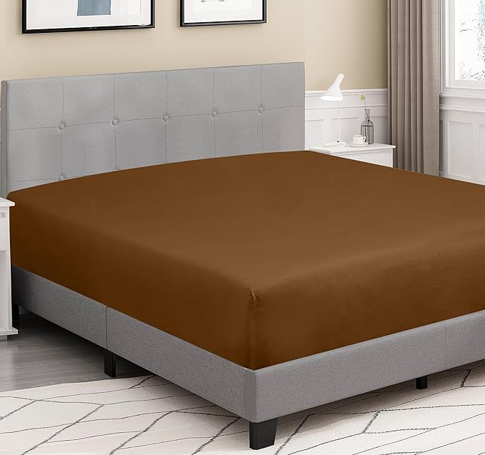 ROYALE LINENS 300 Thread Count 100% Long Staple Combed Cotton Fitted Sheet Full - Super Soft Deep Pocket Bottom Sheet - Fitted Sheets Only - Elastic Sheets (Full, Chocolate)