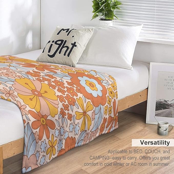 Retro 70s Floral Blanket, Hippie Summer Groovy Flower Power Flower Boho Print Throw Blanket for Couch Sofa Couch Chair 60"x80"