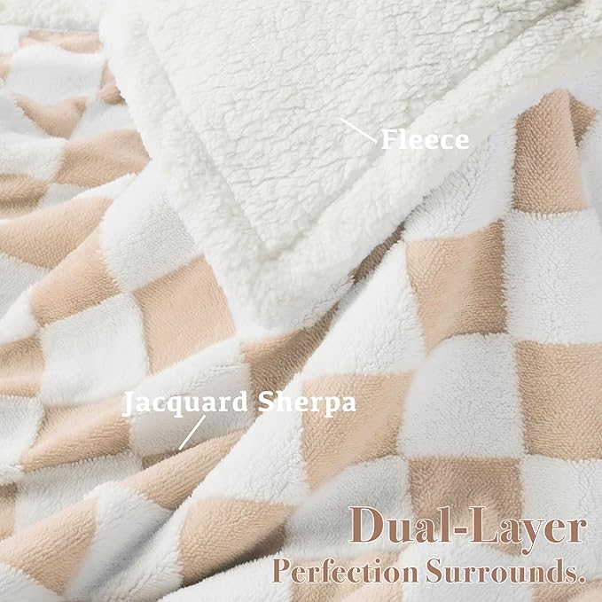 Checkered Dog Blanket, Beige Khaki Jacquard Sherpa Blankets for Small Dog and Cats, Cute Aesthetic Style Fluffy Fleece Pets Blanket for Couch Protection Washable, 30"x40"