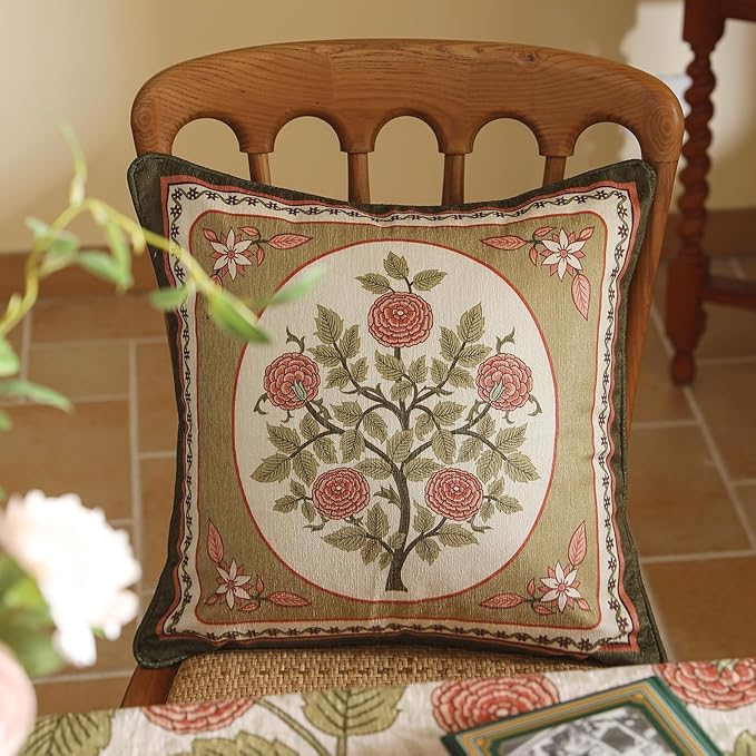 Throw Pillow Covers Pack of 2,Brown Cozy Velvet Farmhouse with Daisy and Leaves Floral Pattern Pillowcases,Decoration Square Pillows Cushion Covers for Couch Sofa Bed Car Chair,18"x18"