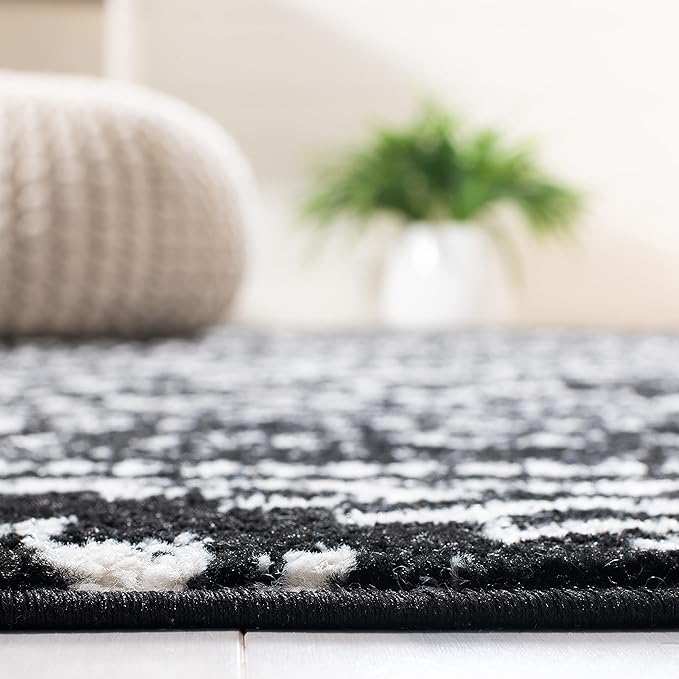 SAFAVIEH Tulum Collection Area Rug - 6'7" Square, Black & Ivory, Moroccan Boho Tribal Design, Non-Shedding & Easy to Clean, Ideal for Living Room, Bedroom, Dining Space (TUL272Z)