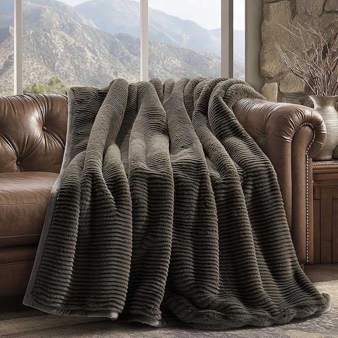 EVERGRACEHOME Ultra Soft Faux Fur Throw Blanket for Couch, Luxury Sculpted Texture Faux Rabbit Fur Blanket for Bed, Fluffy Thick Plush Warm Fuzzy Throw, 920GSM (Dark Taupe, 50''x60'')