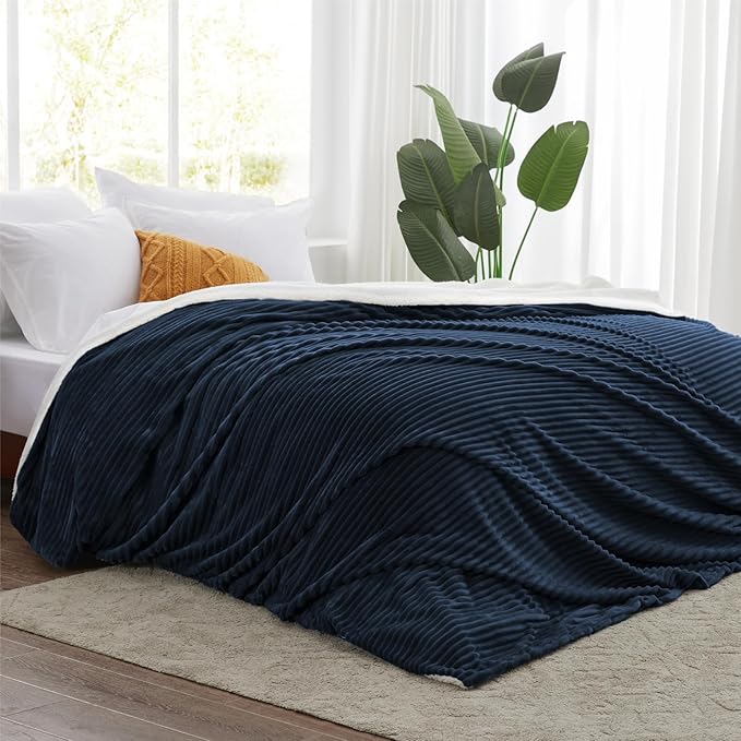 Sherpa Blankets Queen Size - Fleece Queen Blanket for Bed, Soft and Warm Throw Blanket for Winter, 90" x 90", Navy