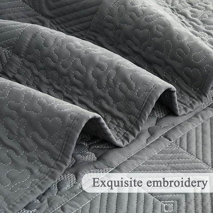 EVENHUG Floral Embroidered Quilt Set Queen Size 3 Piece Bedding Set Reversible Farmhouse Bedspread Coverlet with 2 Pillow Shams Lightweight Soft Bed Cover for All Season(92"X 96",Grey)