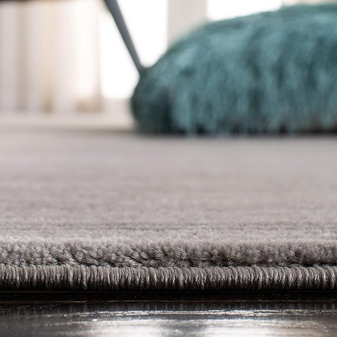 SAFAVIEH Vision Collection Runner Rug - 2'2" x 18', Silver, Modern Ombre Design, Non-Shedding & Easy to Clean, Ideal for Foyer, Hallway, Bedroom (VSN606G)