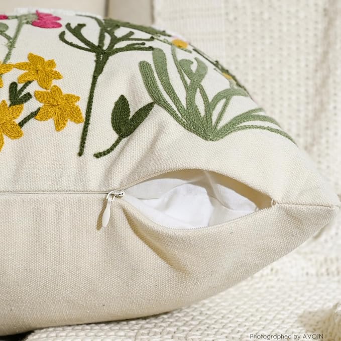 AVOIN colorlife Holiday Floral Embroidered Decorative Throw Pillow Covers Set of 2, 18 x 18 Inch Daisy Colorful Flowers Tufted Patterned Linen Cushion Cases for Bedroom Living Room Sofa Couch