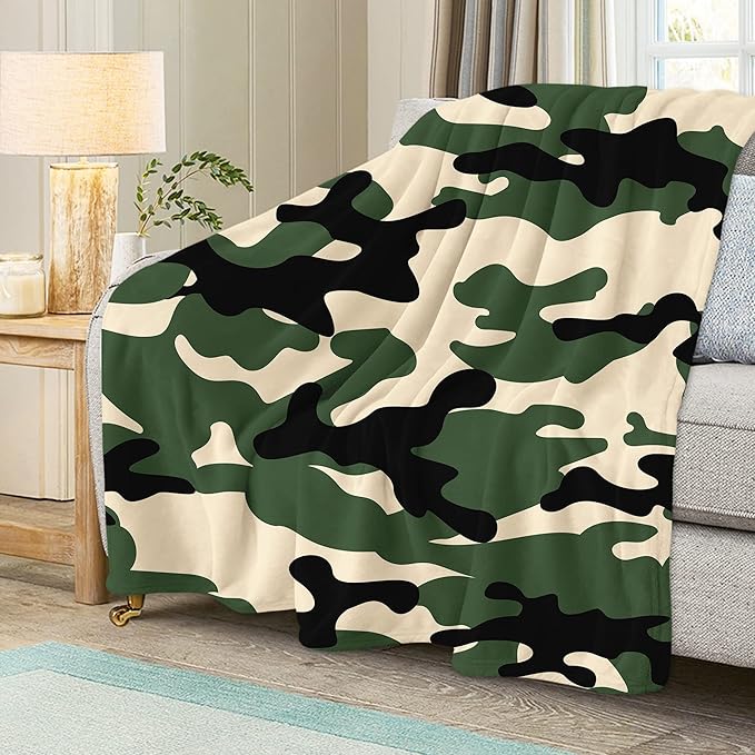 Green Camo Throw Blanket for Couch, Super Soft Fuzzy Throws Warm Comfortable Plush Fleece Blanket, Fashion Decorative Flannel Fleece Blanket for All Season(50 x 60 in, Green Camo)
