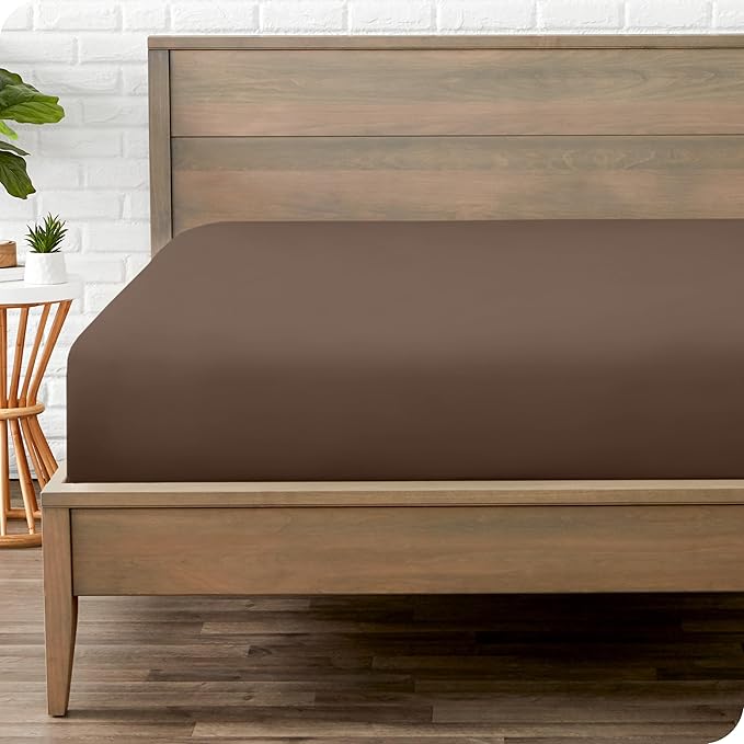 Fitted Bottom Sheet Full Size - Premium 1800 Microfiber - Ultra-Soft Hotel Luxury - Deep Pocket - Durable and Long Lasting - Fitted Sheet (Full, Cocoa)