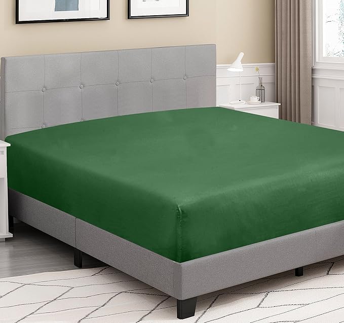 ROYALE LINENS 300 Thread Count 100% Long Staple Combed Cotton Fitted Sheet Twin - Super Soft Deep Pocket Bottom Sheet - Fitted Sheets Only - Elastic Sheets (Twin, Hunter Green)