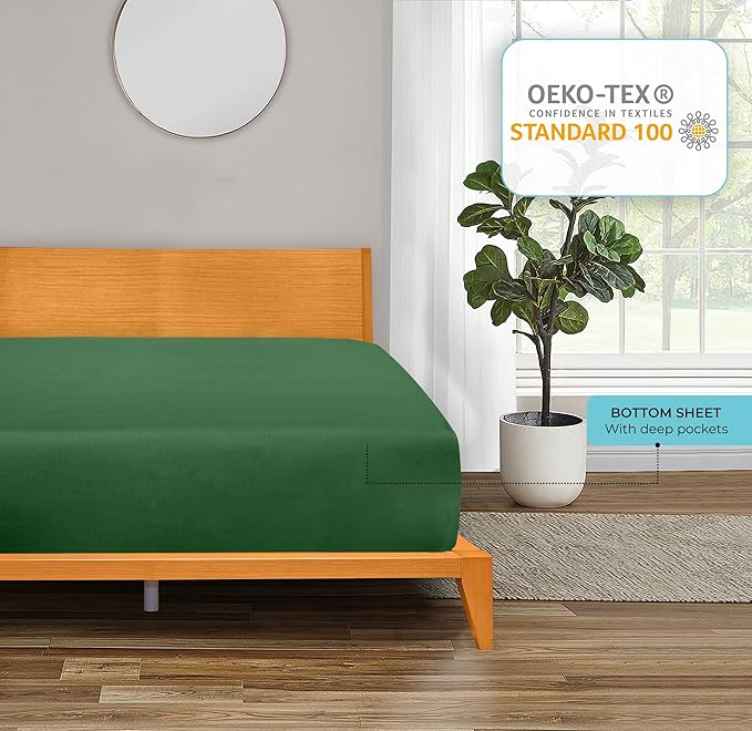 ROYALE LINENS 300 Thread Count 100% Long Staple Combed Cotton Fitted Sheet Twin XL - Super Soft Deep Pocket Bottom Sheet - Fitted Sheets Only - Elastic Sheets (Twin XL, Hunter Green)
