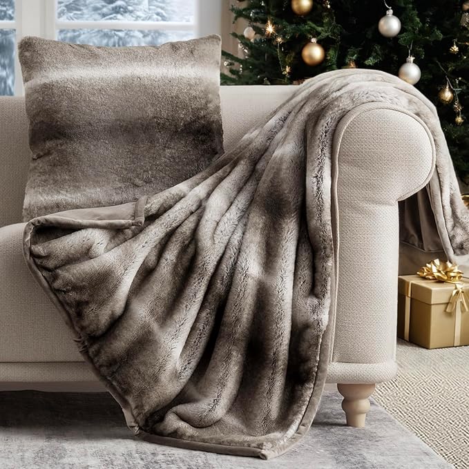EVERGRACEHOME Ultra Soft Luxury Fluffy Mink Faux Fur Throw Blanket, Thick Warm Fall Winter Blankets for Bed, Couch, Cozy Plush Reversible Blanket for Chair, Sofa (Ombré Hazel Brown, 50"x60")