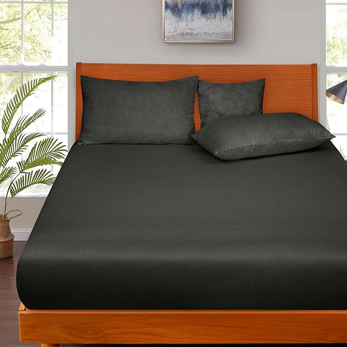 ROYALE LINENS 300 Thread Count 100% Long Staple Combed Cotton Fitted Sheet Full - Super Soft Deep Pocket Bottom Sheet - Fitted Sheets Only - Elastic Sheets (Full, Black)