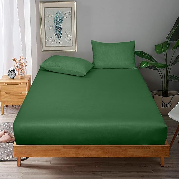 ROYALE LINENS 300 Thread Count 100% Long Staple Combed Cotton Fitted Sheet King - Super Soft Deep Pocket Bottom Sheet - Fitted Sheets Only - Elastic Sheets (King, Hunter Green)