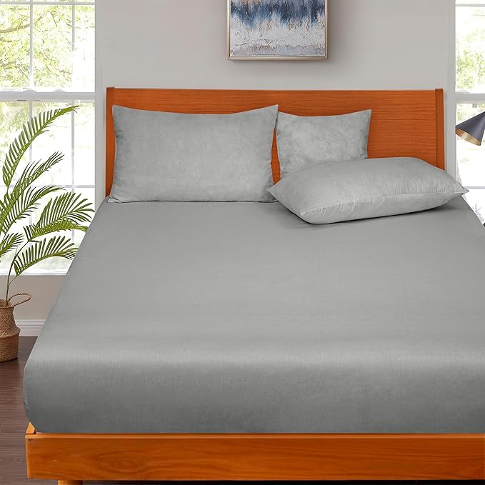 ROYALE LINENS 300 Thread Count 100% Long Staple Combed Cotton Fitted Sheet King - Super Soft Deep Pocket Bottom Sheet - Fitted Sheets Only - Elastic Sheets (King, Silver)